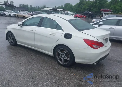 2014 Mercedes-Benz Cla 250 z USA, uszkodzony, nr VIN WDDSJ4EB1EN140307